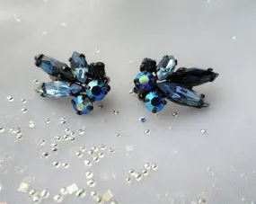 1950s BEAUTIFUL Blue Art Glass Earrings,Blue Cluster Glass Clip On Earrings,Faceted Stones,Collectible Vintage Jewelry