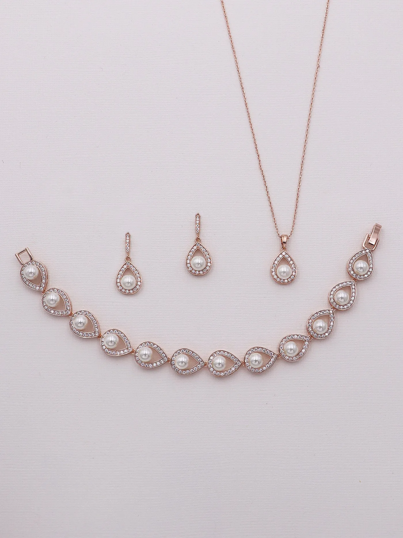 Annabel Pearl Jewelry Set