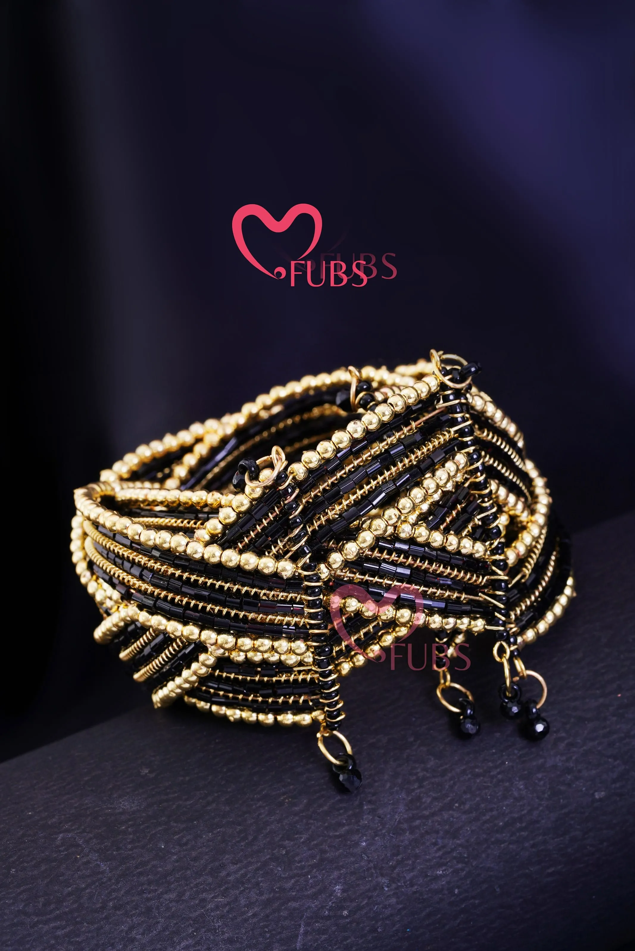 Beauty Elegance Crossover Bracelet