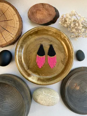 Black Gold Pink Seed Bead Fringe Earrings, Handmade Chandelier Earrings, Aesthetic earrings, Fuchsia Earring, Dangle Statement Earring Boho