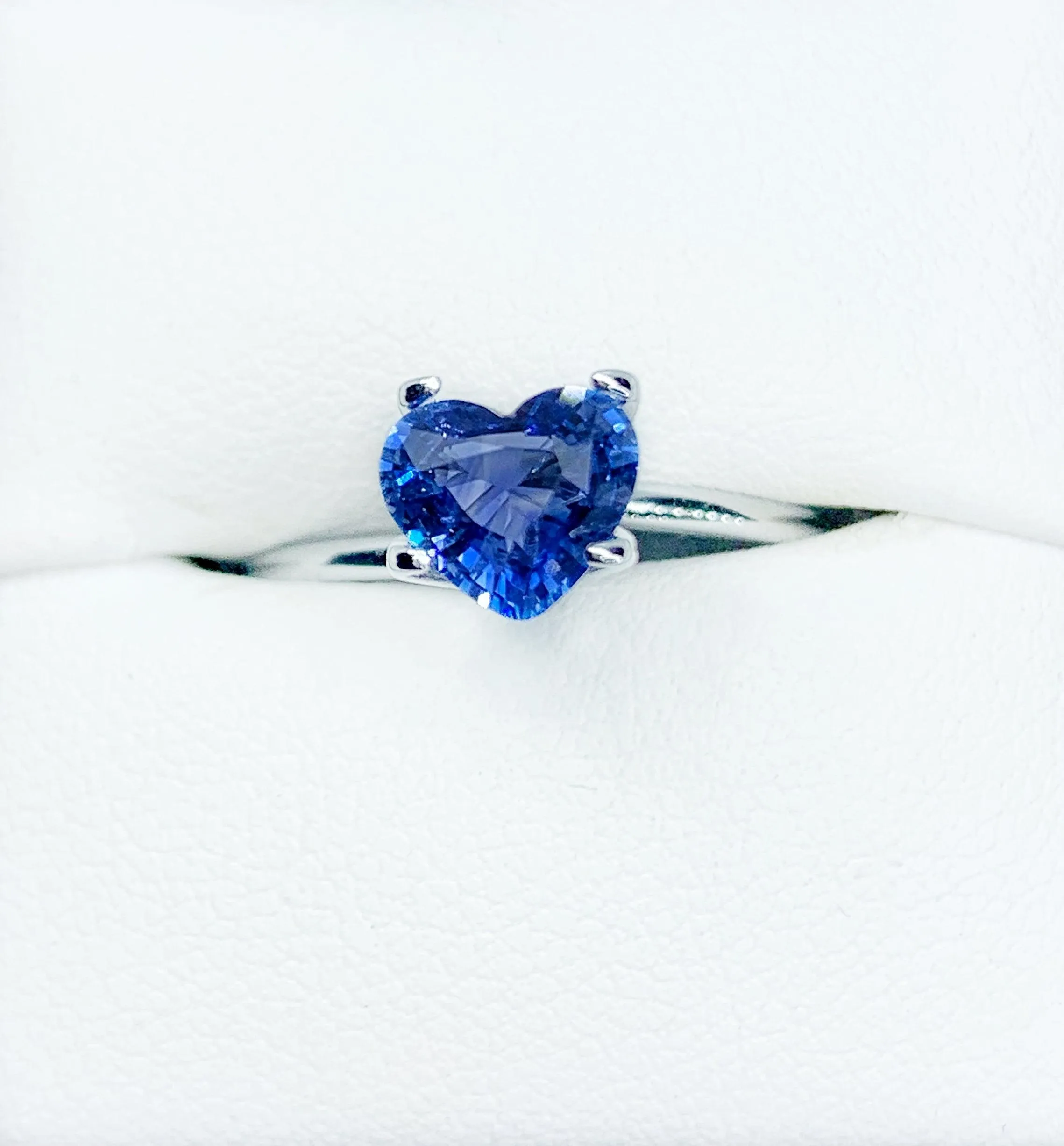 blue sapphire sri lanka online buy ceylon blue sapphire genuine neelam stone safir 1.06 crt royal blue engagement ring matching wedding band. cornflower blue sapphire