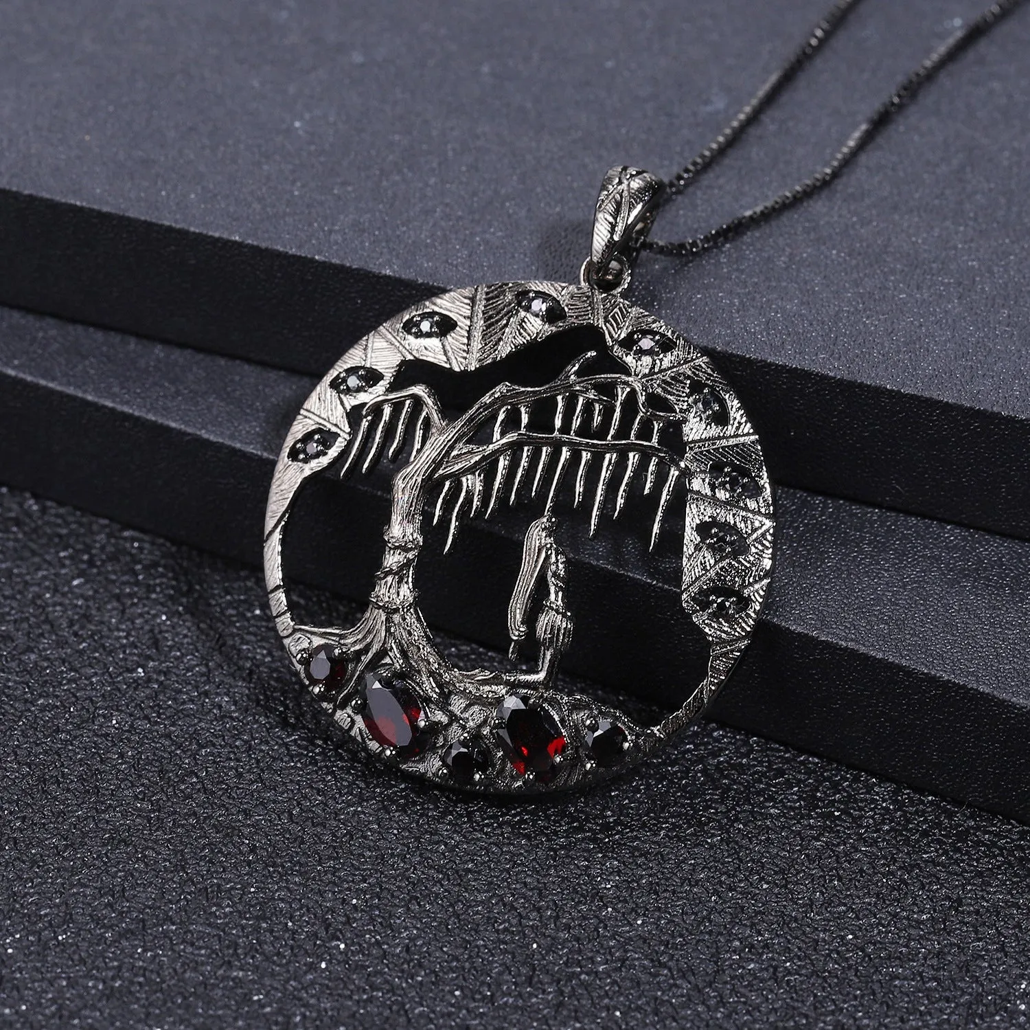 Dark Retro Style Inlaid Natural Colourful Gemstone Forest Circle Pendant Silver Necklace Pendant for Women