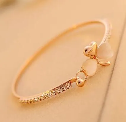 Korean Clover Cat's Eye Diamond Bracelet