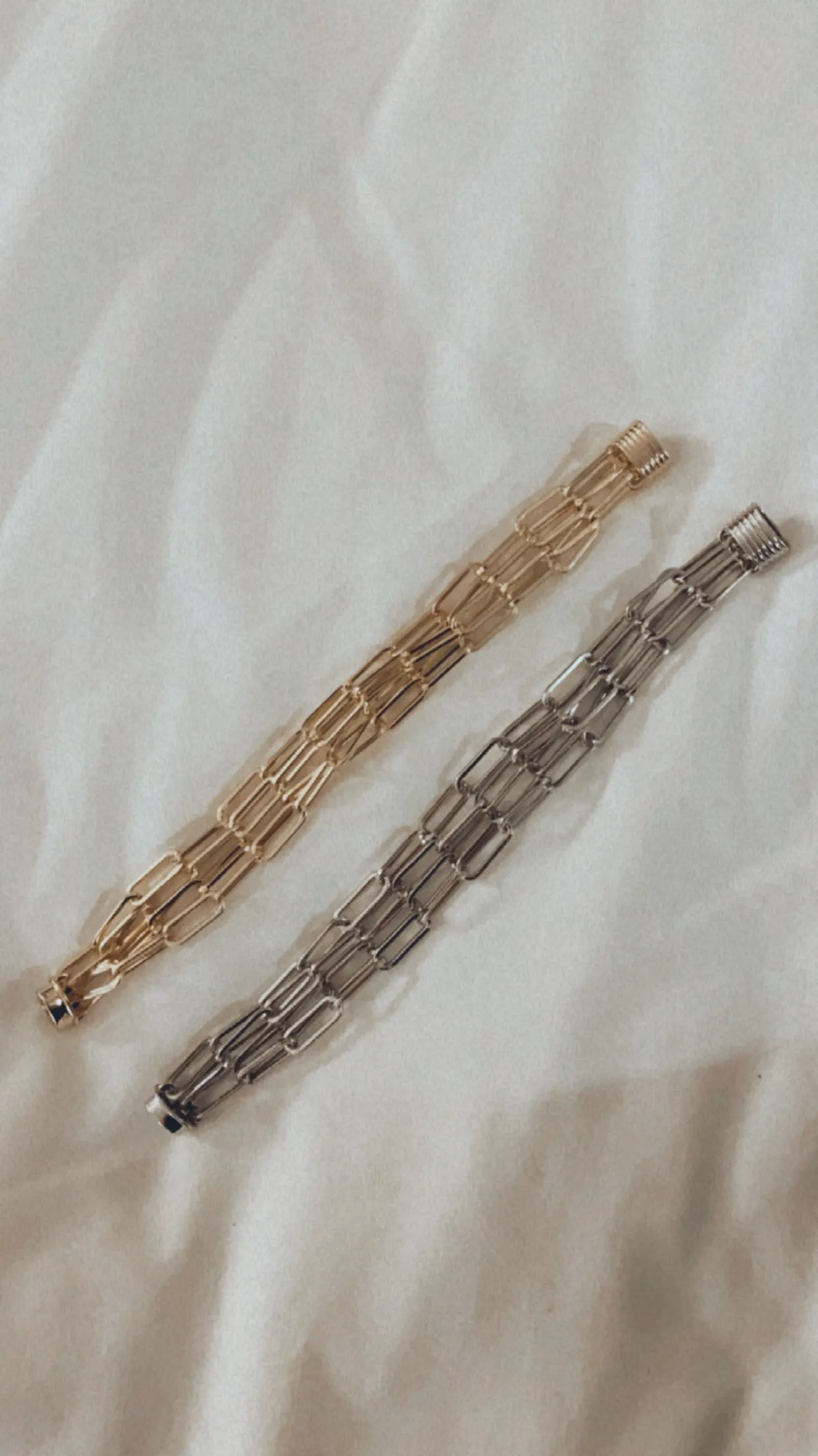 MAGNETIC CHAIN BRACELET STACKS
