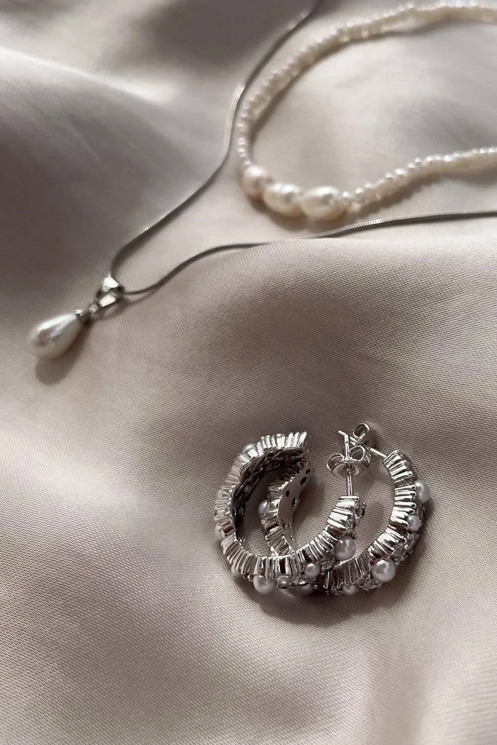 Pearl Zirconia Hoops Silver