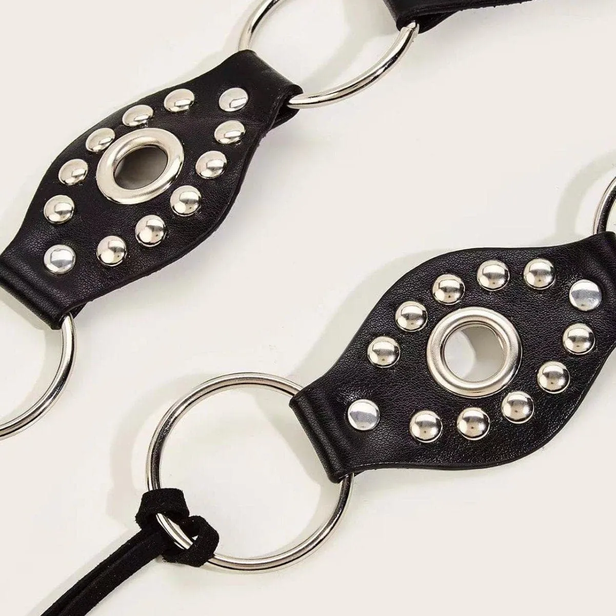 PU leather o ring rivet knotted belt