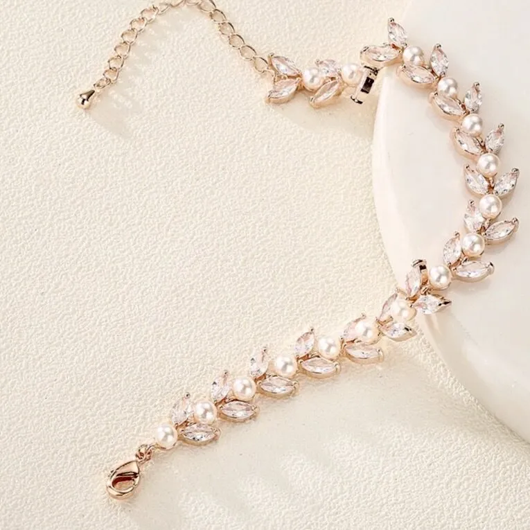 "Sadie" - Pearl Bridal Bracelet - Available in Silver, Rose Gold and Yellow Gold
