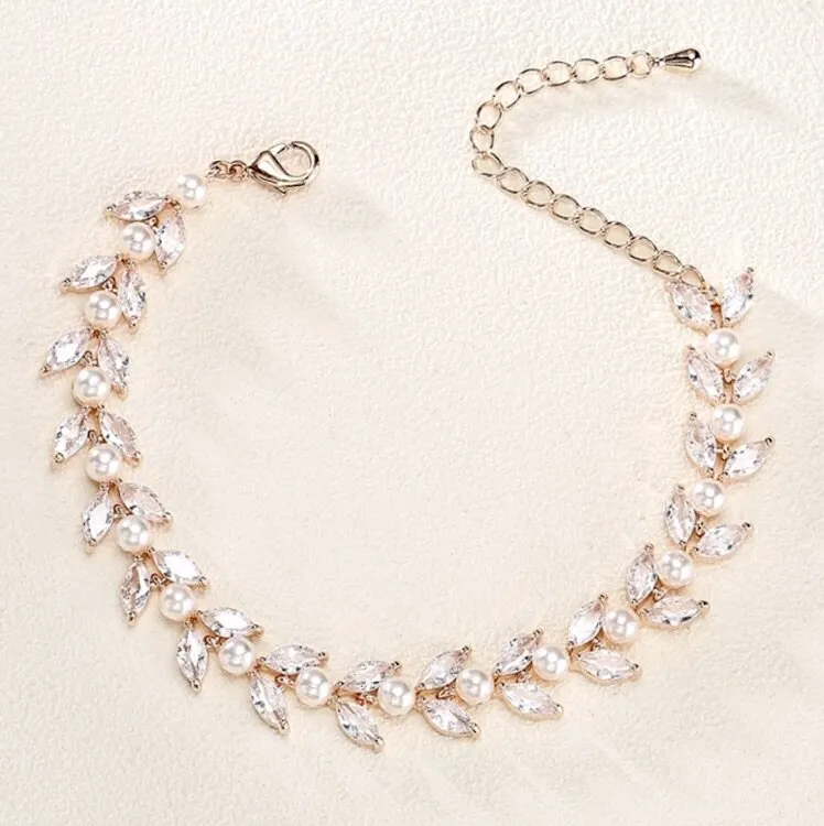 "Sadie" - Pearl Bridal Bracelet - Available in Silver, Rose Gold and Yellow Gold