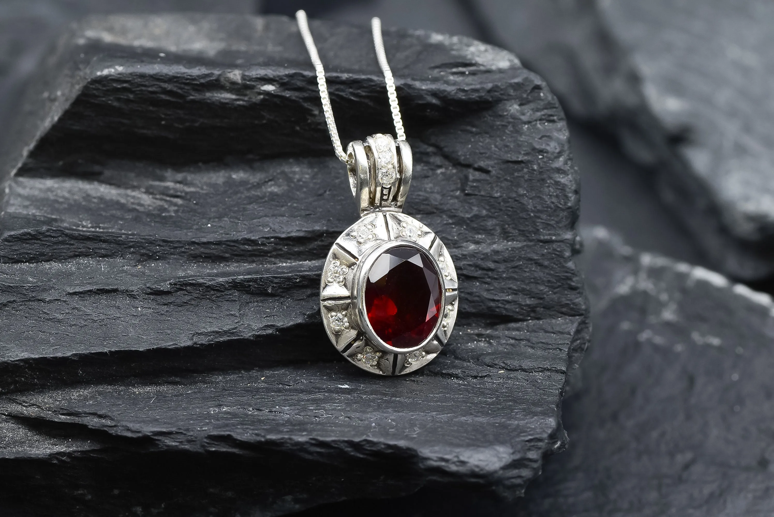 Red Garnet Necklace - Natural Garnet Necklace - Vintage Garnet Pendant
