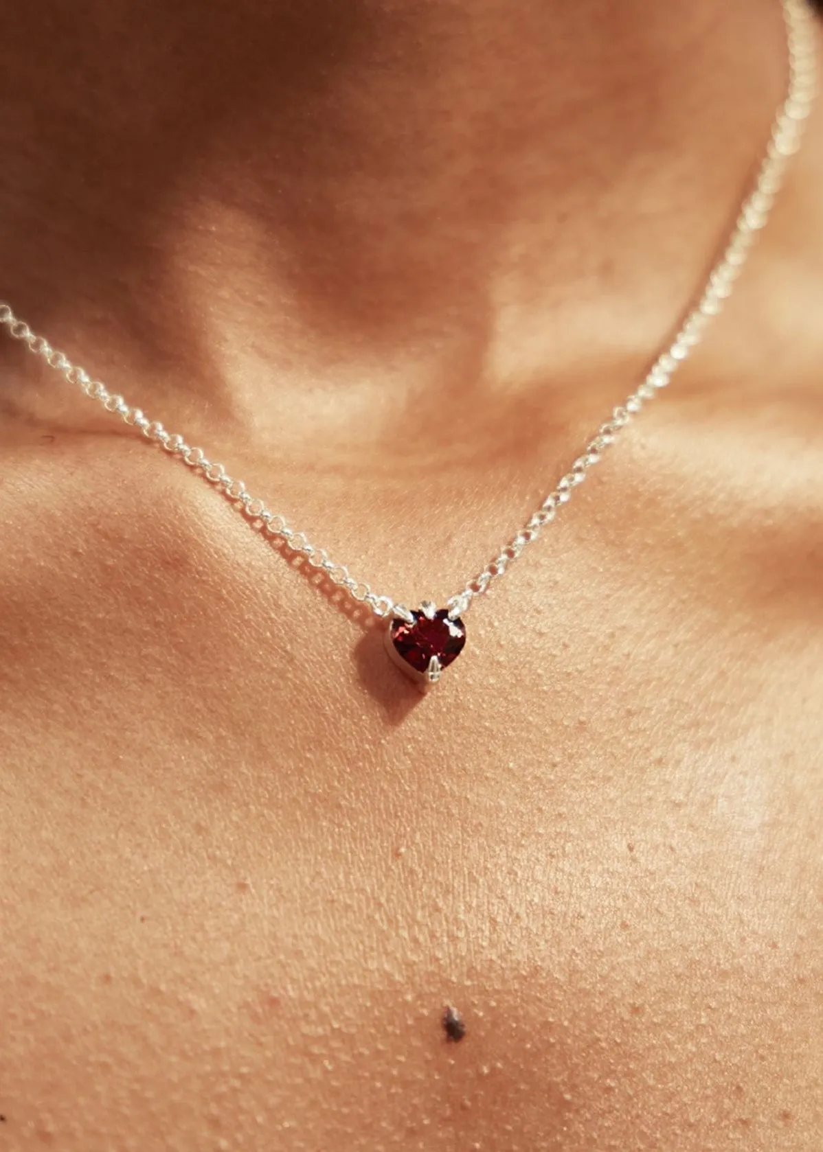 STOLEN GIRLFRIENDS CLUB TALON GARNET HEART NECKLACE JWL23725 GARNET