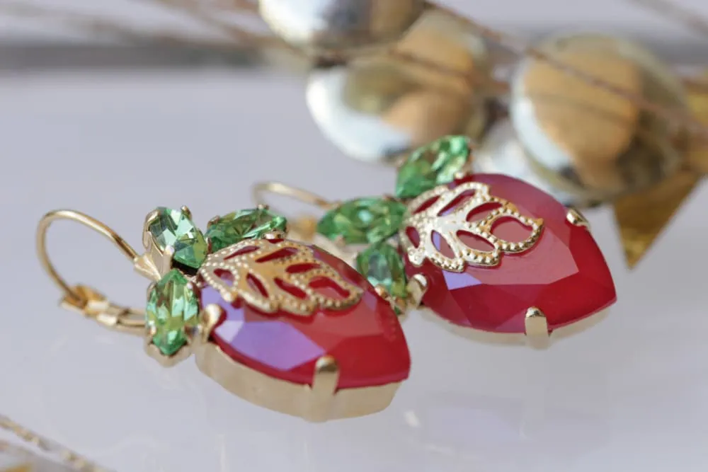 STRAWBERRY EARRINGS