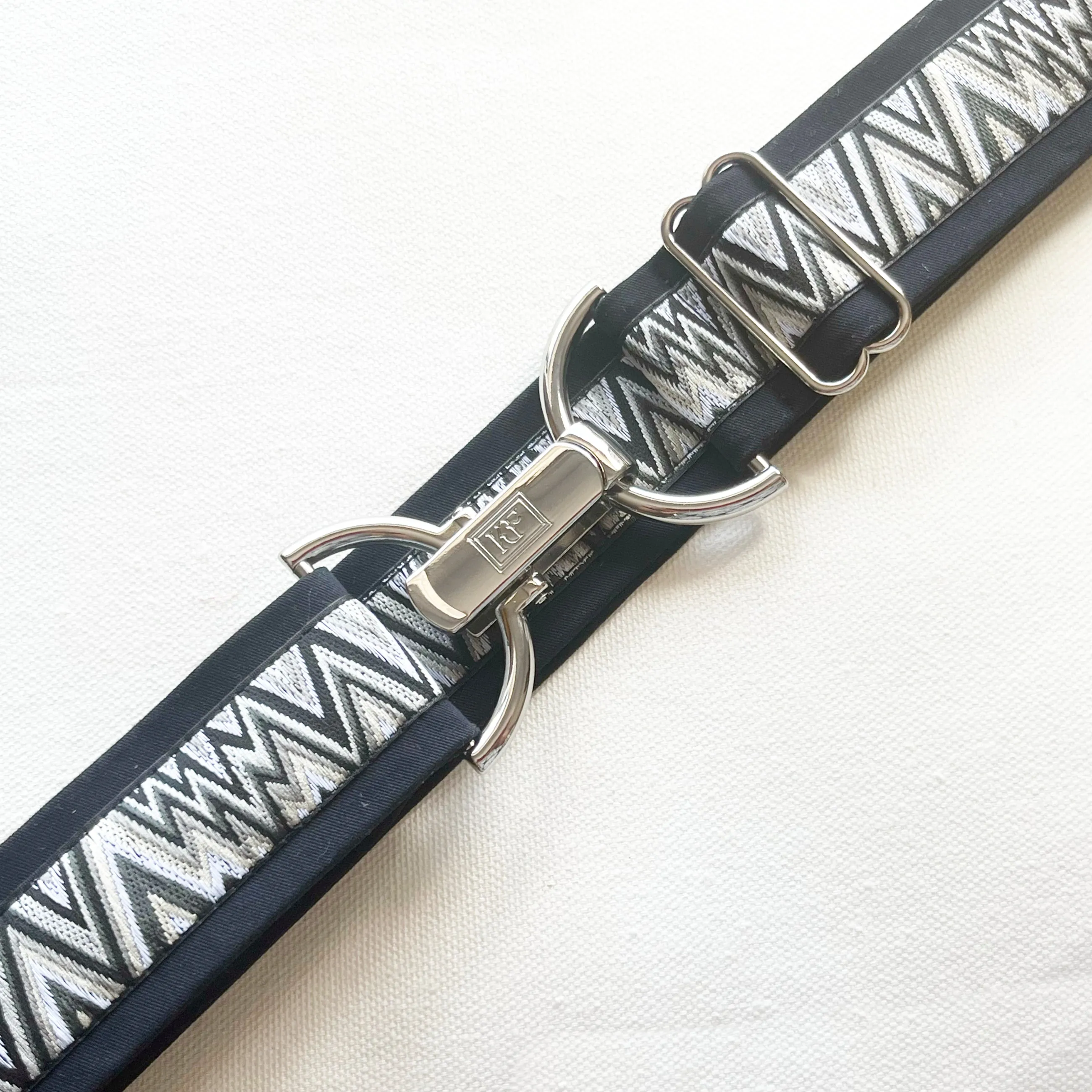 Zig Zag - Black - Youth