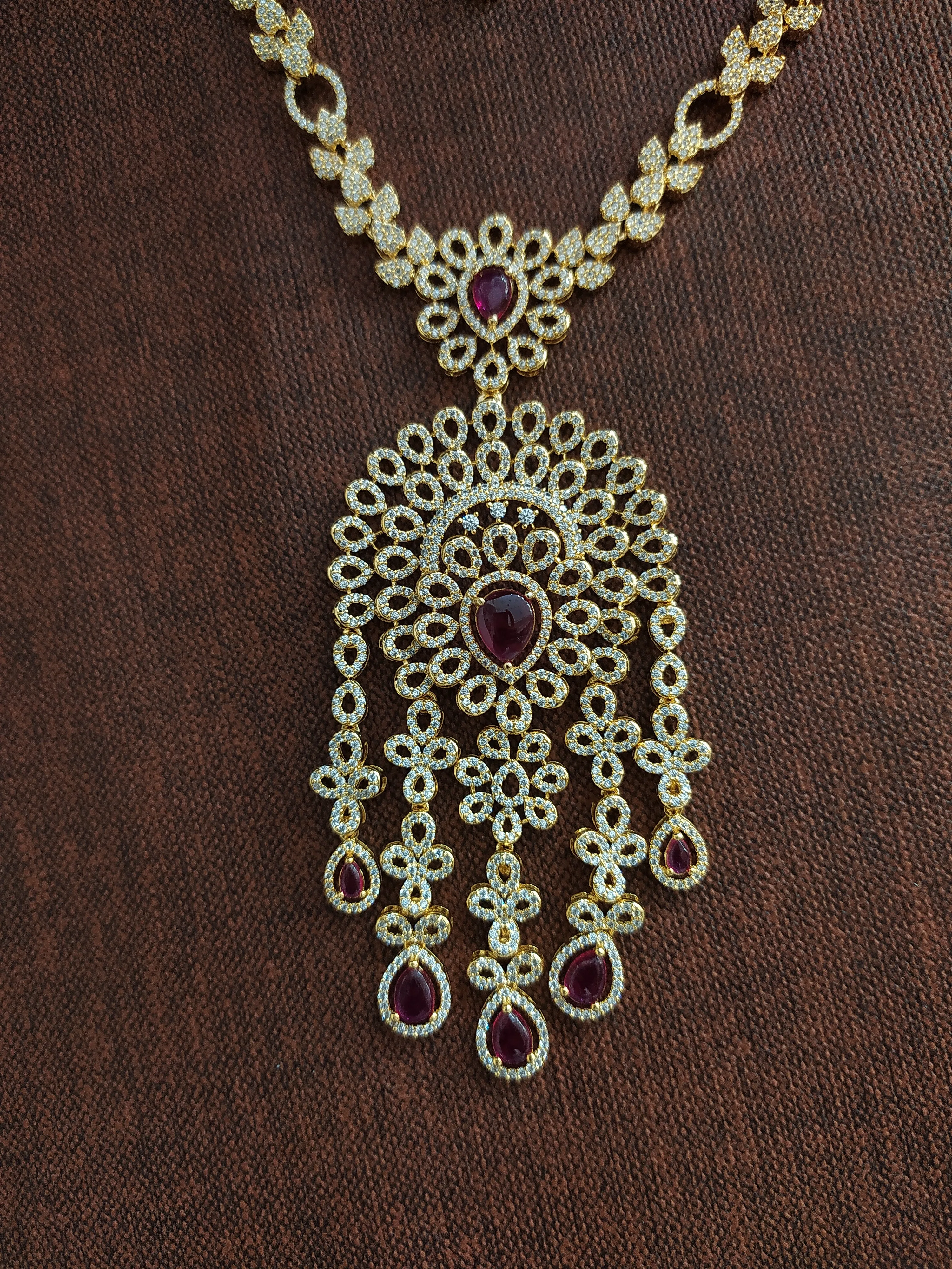Zircon Ruby Necklace Set With Beautiful Stone Dangling